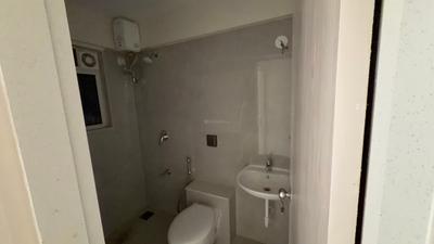 Image of 600 Sq.ft 2 BHK Apartment / Flat for rent in Swastik Platinum, Vikhroli East, Mumbai for Rs. 52000