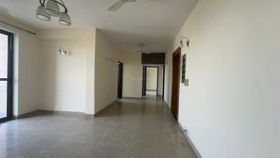 Living Room Image of 1190 Sq.ft 3 BHK Apartment / Flat for sale in Unitech Uniworld Gardens 2, Sector 47 Gurgaon for Rs. 20000000