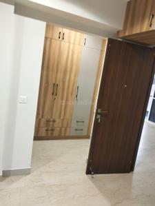 Bedroom Image of 1600 Sq.ft 3 BHK Apartment / Flat for rent in Nungambakkam Chennai for Rs. 100000