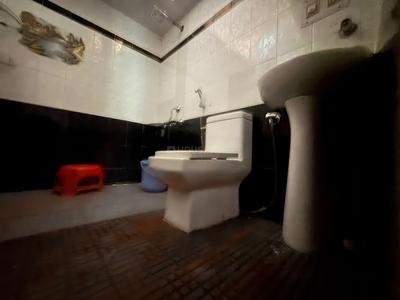 Bathroom Image of 3600 Sq.ft 3.5 BHK Duplex for rent in Mathikere Bengaluru for Rs. 80000