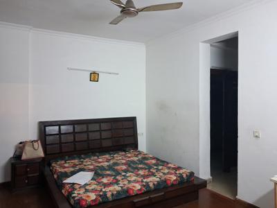 Bedroom Image of 1850 Sq.ft 3 BHK Apartment / Flat for rent in Amrapali Silicon City, Sector 76 Noida for Rs. 65000