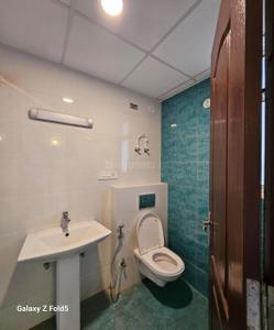 Image of 1500 Sq.ft 3 BHK Apartment / Flat for rent in Omaxe Residency, Arjunganj, Lucknow for Rs. 26000