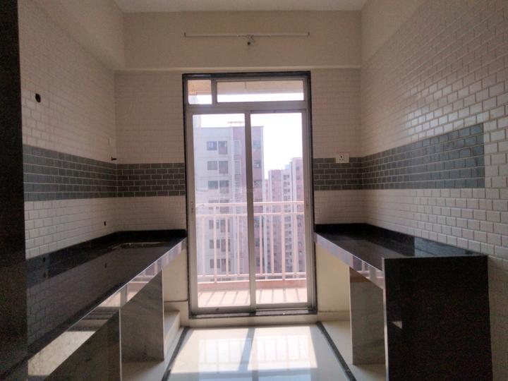 Shapoorji Pallonji Sterling Tower Main Image 1