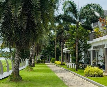 Image of 3030 Sq.ft 4 BHK Villa for sale in Tulsi Blu Rain Water Front, Veliyathunadu, Aluva for Rs. 25000000