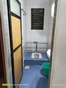 Bathroom Image of 600 Sq.ft 1 BHK Apartment / Flat for rent in Srishti Sun Srishti, Powai Mumbai for Rs. 53000