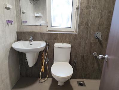 Image of 1475 Sq.ft 2.5 BHK Apartment / Flat for rent in Adani Elysium, Shantigram, Ahmedabad for Rs. 38000
