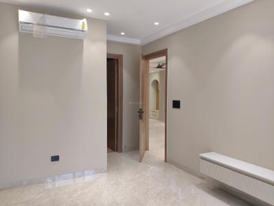 Bedroom Image of 4617 Sq.ft 4 BHK Builder Floor for rent in DLF Independent Floors, DLF Phase 3 Gurgaon for Rs. 97000