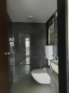 Common Bathroom Image of 600 Sq.ft 1 BHK Apartment / Flat for sale in Vasai West Vasai for Rs. 5300000