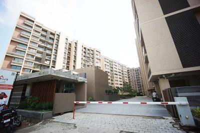 Image of 1280 Sq.ft 2 BHK Apartment / Flat for sale in Adani Atrius, Jagatpur, Ahmedabad for Rs. 8500000