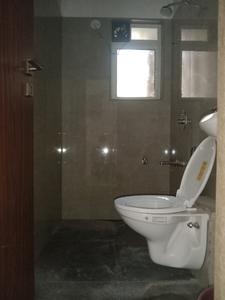 Common Bathroom Image of 1915 Sq.ft 4 BHK Apartment / Flat for sale in Deep Homes And Constructions Mumbai Auralis The Twins, Thane West Thane for Rs. 34500000