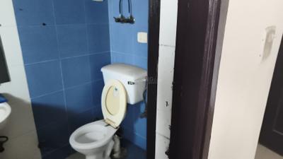 Image of 1000 Sq.ft 2 BHK Apartment / Flat for rent in Supertech Icon, Indirapuram, Ghaziabad for Rs. 28000