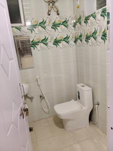 Bathroom Image of 1500 Sq.ft 3 BHK Apartment / Flat for rent in Vijaya Nagar Colony Hyderabad for Rs. 35000