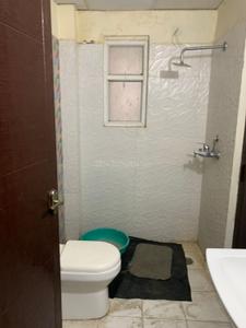 Bathroom Image of 945 Sq.ft 2 BHK Apartment / Flat for rent in Paramount Emotions, Noida Extension Greater Noida for Rs. 20000