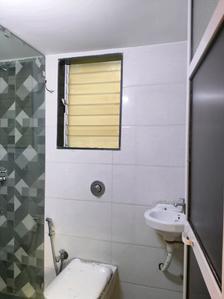 Common Bathroom Image of 710 Sq.ft 2 BHK Apartment / Flat for sale in Dombivli East Thane for Rs. 5499000