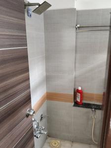 Bathroom Image of 1600 Sq.ft 3 BHK Apartment / Flat for rent in Rajvi Opal, Naranpura Ahmedabad for Rs. 38000