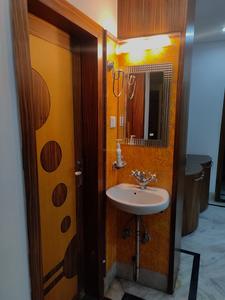 Bathroom Image of 2950 Sq.ft 6 BHK Builder Floor for sale in Babupara Siliguri for Rs. 10500000