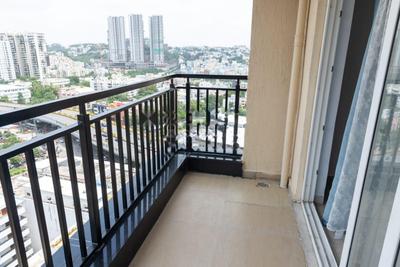 Balcony Image of 2700 Sq.ft 3 BHK Apartment / Flat for rent in Aditya Empress Towers, Shaikpet Hyderabad for Rs. 70000