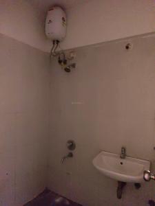 Common Bathroom Image of 909 Sq.ft 2 BHK Apartment / Flat for sale in Lodha Casa Rio, Palava Phase 1 Thane for Rs. 5250000