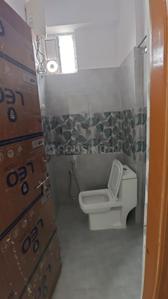 Bathroom Image of 750 Sq.ft 1 BHK Apartment / Flat for rent in Kondapur Hyderabad for Rs. 22000