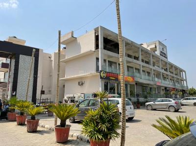 Image of 1600 Sq.ft 3 BHK Villa for sale in Renowned Lotus Srishti, Crossings Republik, Ghaziabad for Rs. 14500000