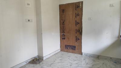 Living Room Image of 810 Sq.ft 2 BHK Apartment / Flat for sale in Airport Gate No. 3 Kolkata for Rs. 3402000
