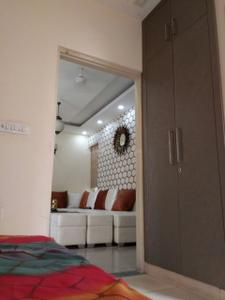 Bedroom Image of 1000 Sq.ft 2 BHK Apartment / Flat for sale in Adore Samriddhi, Sector 89 Faridabad for Rs. 5350000