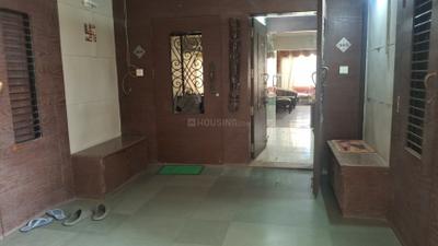 Image of 1700 Sq.ft 3 BHK Apartment / Flat for rent in Ambawadi, Ahmedabad for Rs. 55000
