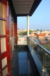 Balcony Image of 1800 Sq.ft 3 BHK Builder Floor for sale in DLF City Phase 1, DLF Phase 1 Gurgaon for Rs. 31000000