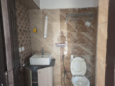 Bathroom Image of 766 Sq.ft 2 BHK Apartment / Flat for rent in Siddharth Vihar Ghaziabad for Rs. 32000