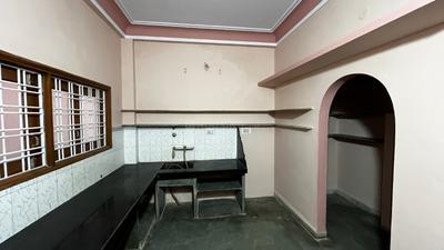 Kitchen Image of 1250 Sq.ft 2 BHK Builder Floor for rent in Sangam Nagar Indore for Rs. 15000