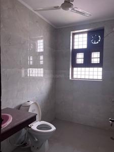 Bathroom Image of 3000 Sq.ft 3 BHK Builder Floor for rent in Sector 16 Faridabad for Rs. 35000