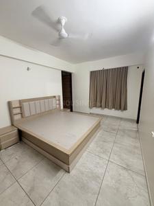 Bedroom Image of 1800 Sq.ft 3 BHK Apartment / Flat for rent in Pramukh Shypram Sky, Chanakyapuri Ahmedabad for Rs. 50000