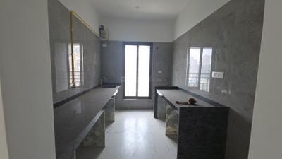 Kitchen Image of 1120 Sq.ft 2.5 BHK Apartment / Flat for sale in Mulund West Mumbai for Rs. 24000000