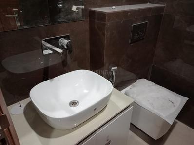 Bathroom Image of 2450 Sq.ft 4 BHK Apartment / Flat for sale in CGHS Friends Apartment, Sector 52 Gurgaon for Rs. 29000000