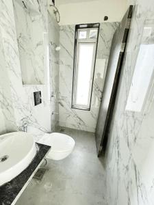 Bathroom Image of 1000 Sq.ft 3 BHK Apartment / Flat for rent in Borivali West Mumbai for Rs. 90000