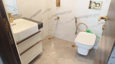 Image of 1680 Sq.ft 3.5 BHK Builder Floor for rent in Smartworld Orchard, Sector 61, Gurgaon for Rs. 56000