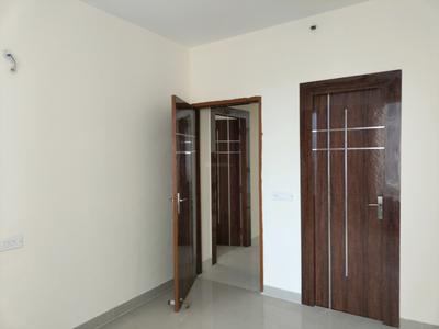Bedroom Image of 1195 Sq.ft 2 BHK Apartment / Flat for sale in Amrapali Heartbeat City IV, Sector 107 Noida for Rs. 13000000