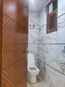 Common Bathroom Image of 1200 Sq.ft 3 BHK Builder Floor for sale in Vasundhara Ghaziabad for Rs. 9500000