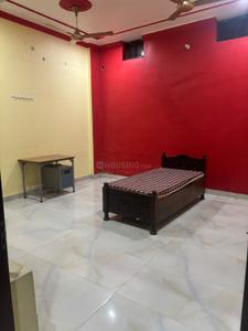 Bedroom Image of 1300 Sq.ft 3 BHK Builder Floor for rent in Sipri Bazar Jhansi for Rs. 15000