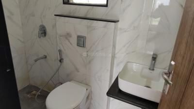 Image of 950 Sq.ft 2 BHK Apartment / Flat for rent in Nyati Exuberance, Mohammed Wadi, Pune for Rs. 25000