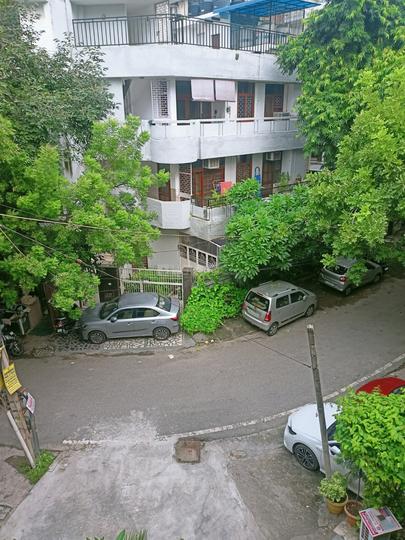 New Friends Colony Main Image 1