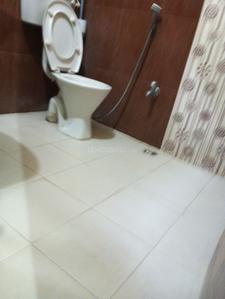 Bathroom Image of 1080 Sq.ft 3 BHK Apartment / Flat for sale in Rajbansi Nagar Patna for Rs. 9500000