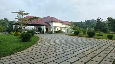 Image of 5000 Sq.ft 4.5 BHK Independent House for sale in Kadathy, Muvattupuzha for Rs. 70000000
