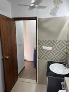 Bathroom Image of 2001 Sq.ft 4 BHK Apartment / Flat for rent in ATS Rhapsody, Noida Extension Greater Noida for Rs. 43000