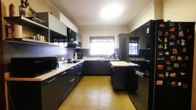 Kitchen Image of 2050 Sq.ft 3 BHK Apartment / Flat for sale in Samskruti Hoysala by Samskruti Builders, Bellandur Bengaluru for Rs. 28600000