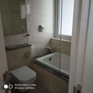 Bathroom Image of 1500 Sq.ft 3 BHK Apartment / Flat for sale in DLF The Primus, Sector 82A Gurgaon for Rs. 28400000