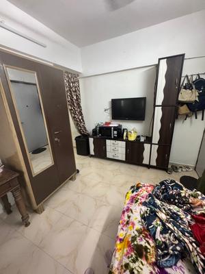 Image of 225 Sq.ft 1 RK Apartment / Flat for rent in Santacruz East, Mumbai for Rs. 33000