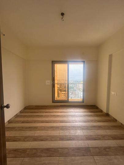 Golden Crystal Bedroom 1