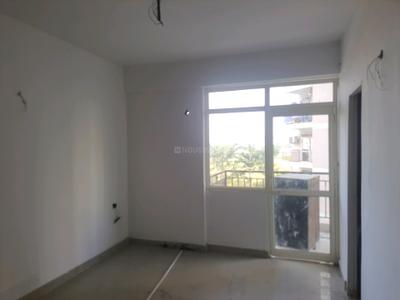 Bedroom Image of 800 Sq.ft 2 BHK Apartment / Flat for rent in Suncity Avenue 76, Sector 76 Gurgaon for Rs. 35500