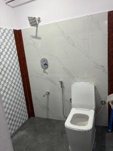 Bathroom Image of 800 Sq.ft 2 BHK Builder Floor for rent in Dooravani Nagar Bengaluru for Rs. 25000